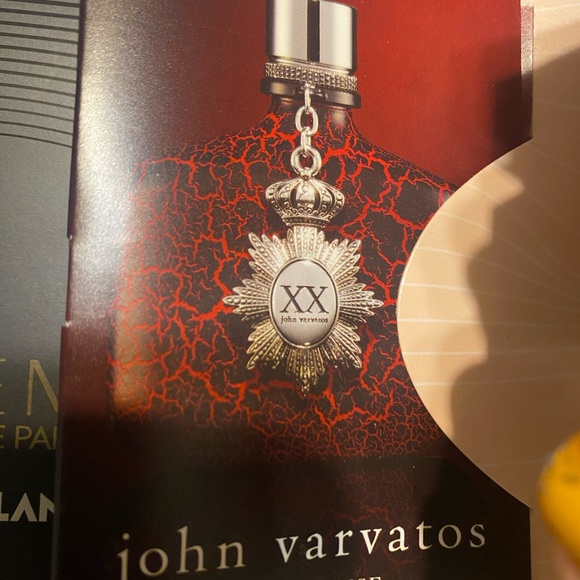 Assorted Fragrance Sample Set - Picture 5 of 12